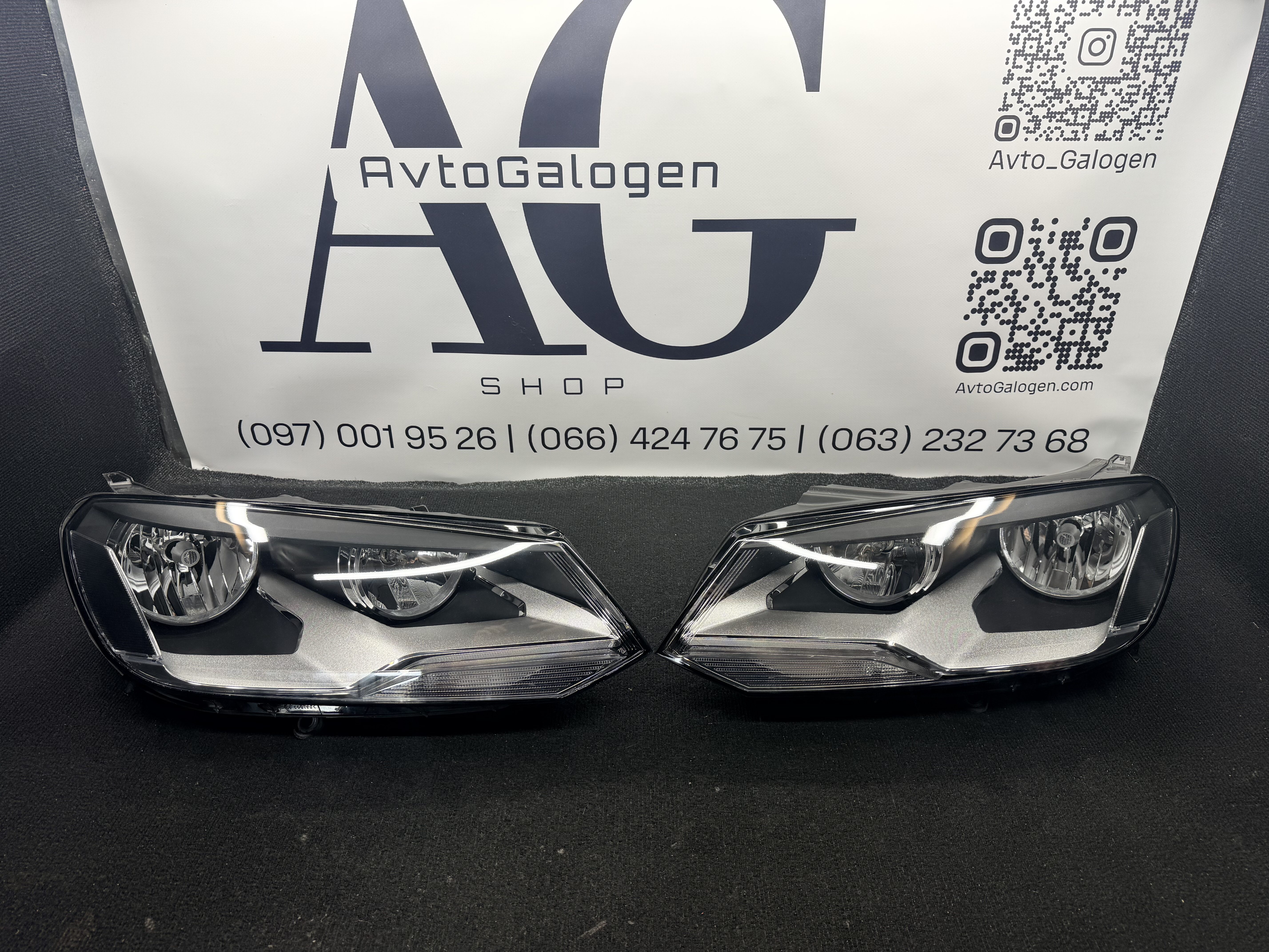 Фара передня права Volkswagen Touareg II 2010-2014