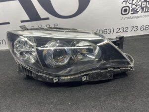 Фара передня права Subaru Impreza WRX 2008-2012, ксенон
